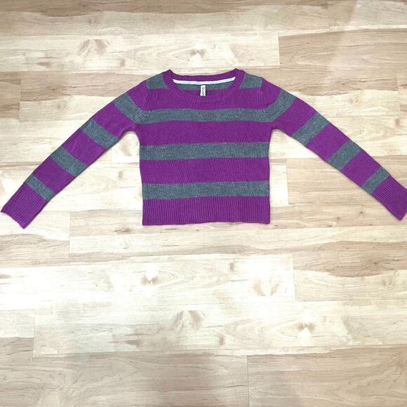 Aeropostale Light Purple and Light Grey Stripes Sweater - Picture 1 of 2